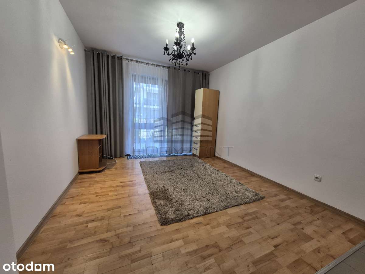 Przestronne mieszkanie z dużym balkonem + garaż-10