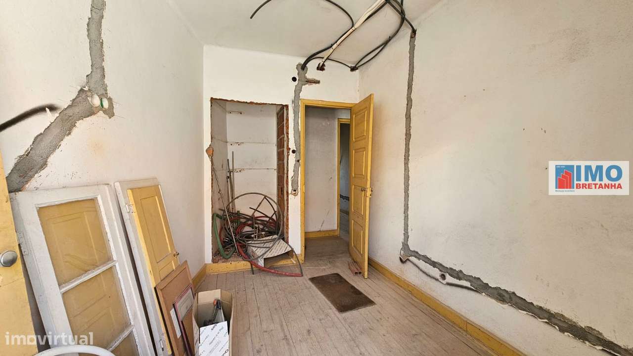 3 Apartamentos T2 e 2 garagens zona histórica de Castelo Branco - Grande imagem: 5/18