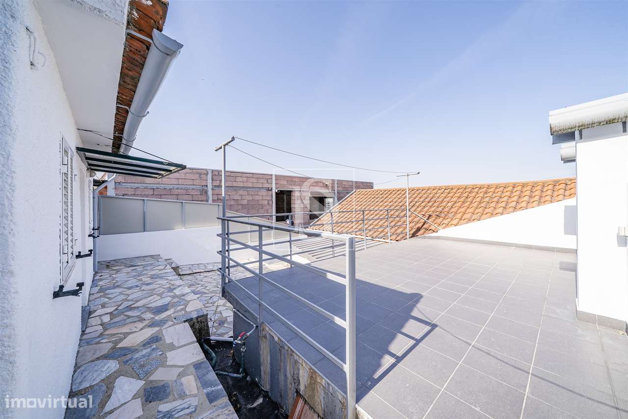 Moradia T3, remodelada, em São Vítor, Braga-30
