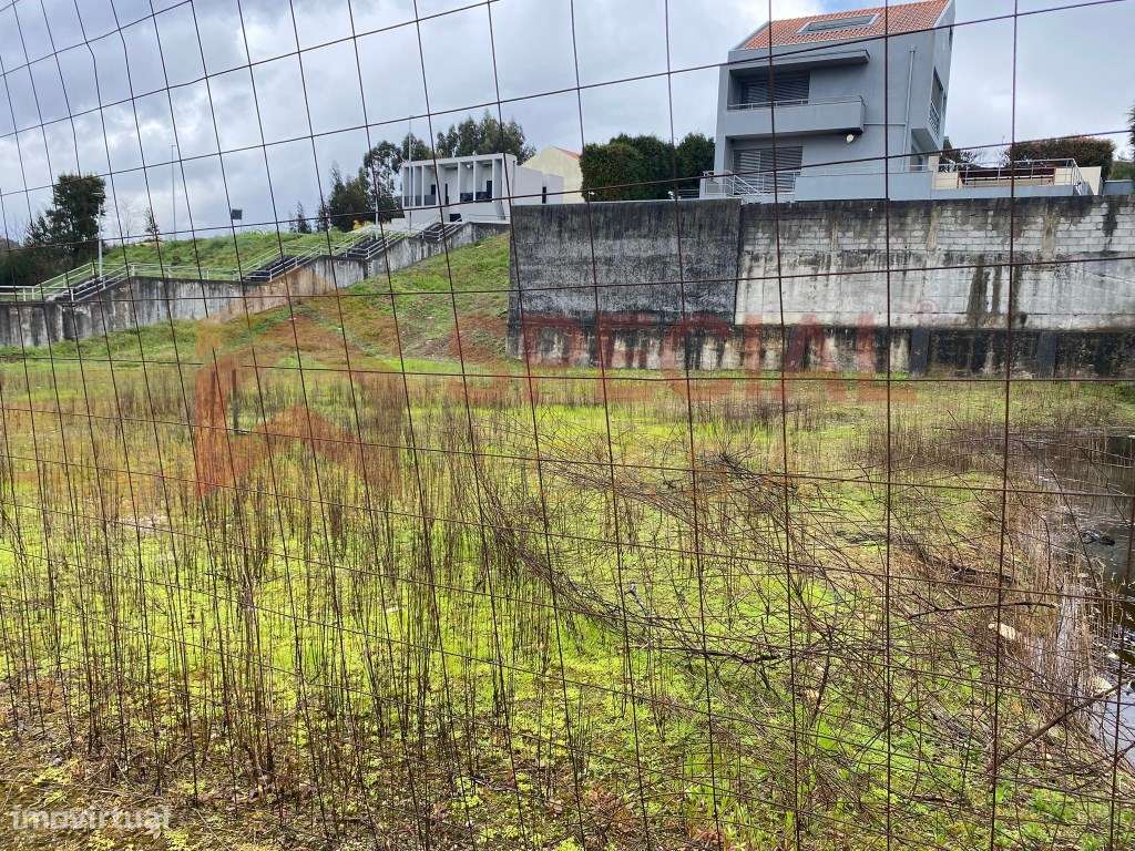 Terreno para construção de Moradia em lugar calmo e tranquilo - Grande imagem: 2/4