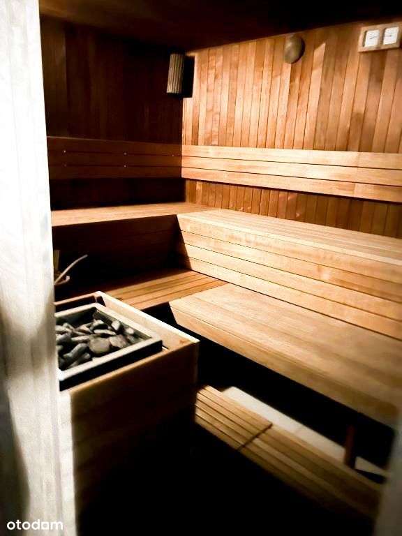 2-pok Walońska, Angel City-9