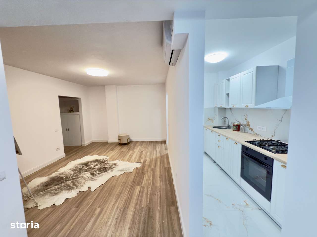 Unirii-Ultracentral/ vis-a-vis de Cocor/ B-dul Bratianu/ COMISION-0%-4