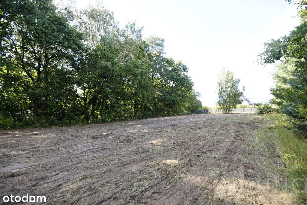 Działka budowlana z dostępem do jeziora 2304 m2-7