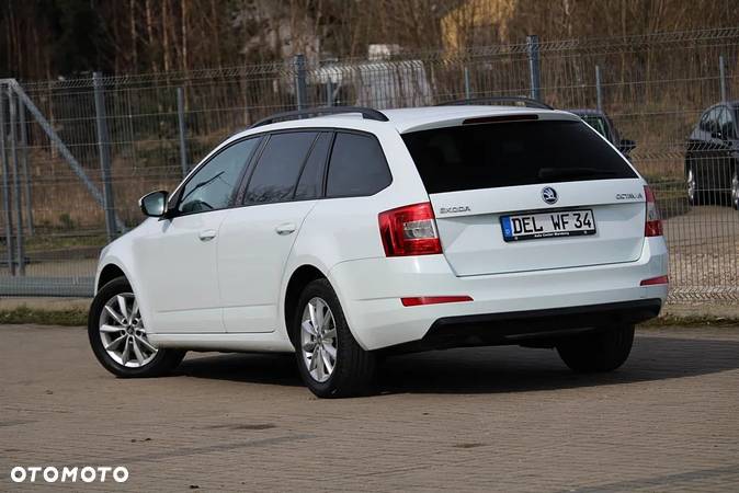 Skoda Octavia Combi 2.0 TDI Style - 14