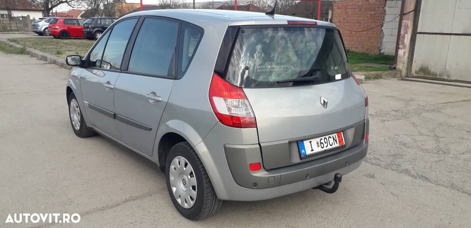 Renault Scenic - 5