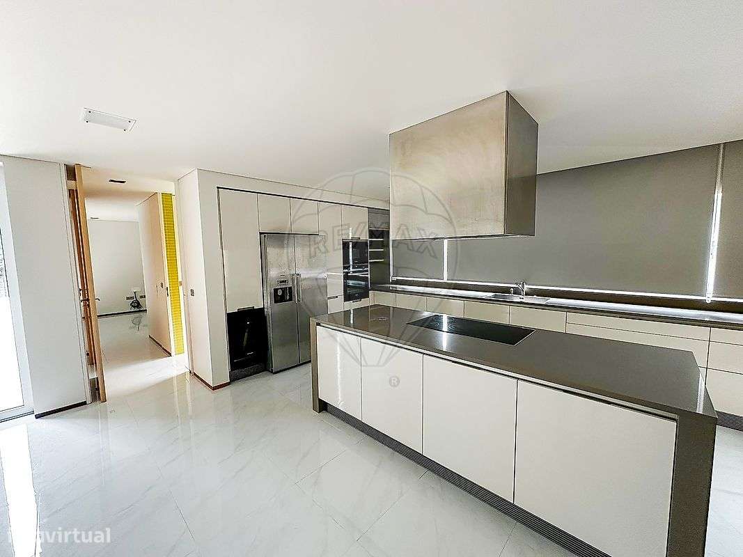 Moradia T4 para venda - Grande imagem: 3/11