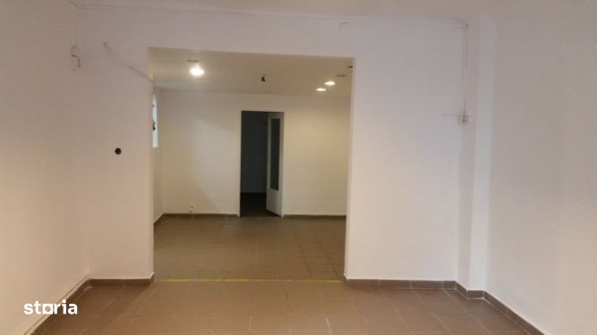 Inchiriez spatiu comercial sau birou la casa, Decebal, 70 mp, 800euro