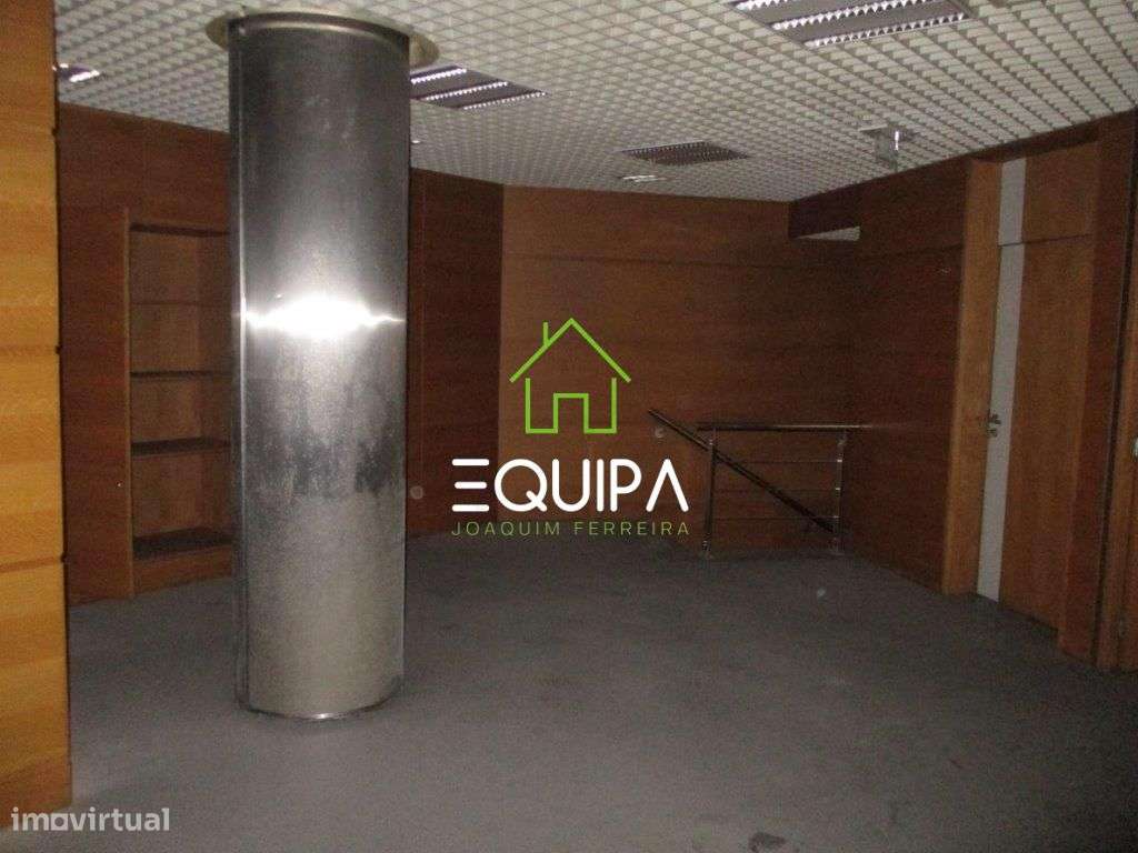 Loja p/comércio e serviços no centro de Paços de Ferreira - Grande imagem: 5/15