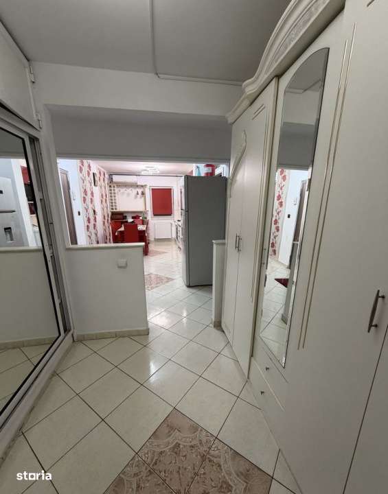 Apartament 4 camere circular- zona cet-4