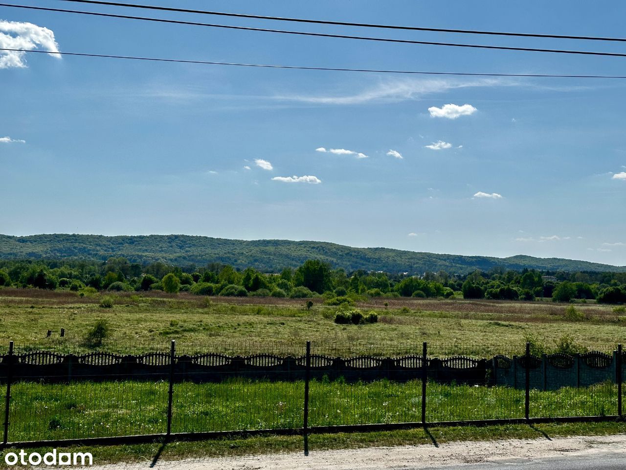 Na sprzedaż atrakcyjna działka budowlana 805m2