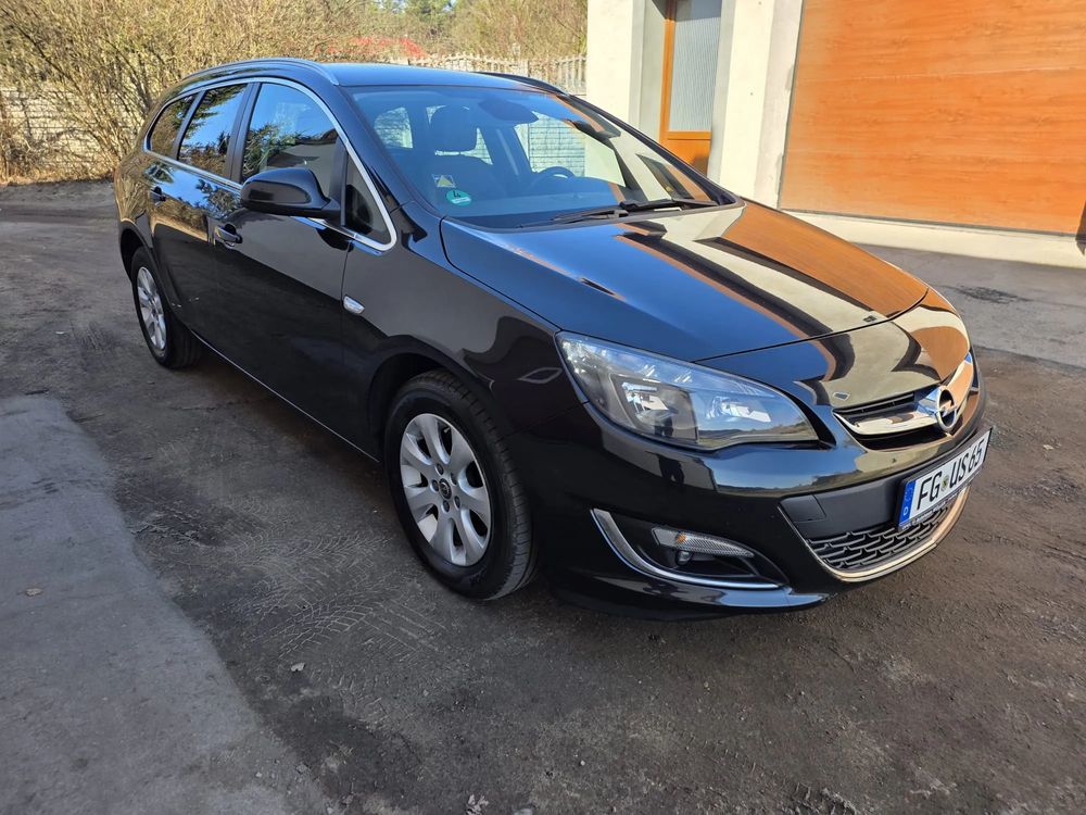 Opel Astra J 1.6 CDTI DPF ecoFLEX TourerStart/Stop Edition 2014