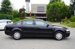 Volkswagen Passat 1.9 TDI Comfortline - 4