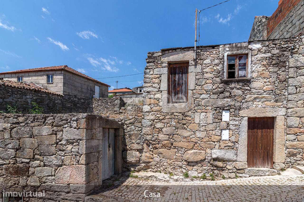 Casa para reabilitar - Lousa, Torre de Moncorvo, Portugal - Grande imagem: 2/55