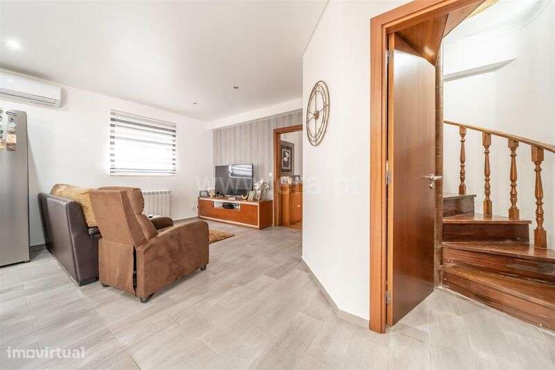 Moradia V4 Fundão - Grande imagem: 4/20