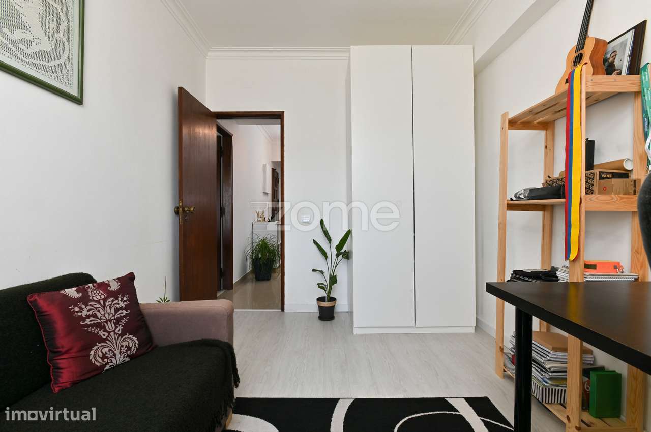 Apartamento T3 semi-remodelado em Algueirão, Sintra - Grande imagem: 5/19