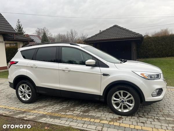 Ford Kuga 1.5 EcoBoost AWD Trend ASS - 4