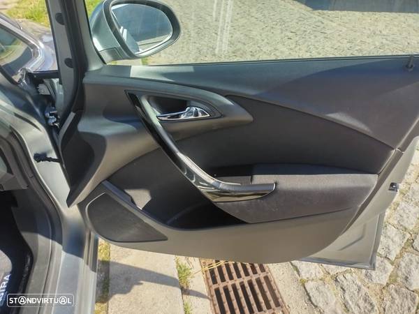Opel Astra 1.6 CDTi Executive Start/Stop - 24