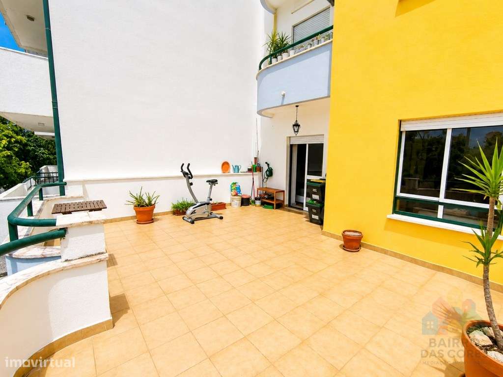 Apartamento com excelente terraço na cidade de Tomar-6