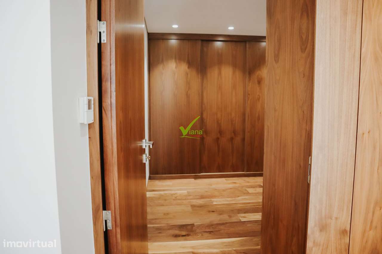 T. 3 com garagem - Novo - a 100 metros da Praia - Grande imagem: 5/9