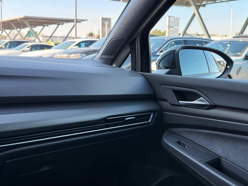 Volkswagen Golf 1.5 Etsi MHEV R Line DSG 2024 — zdjęcie 3