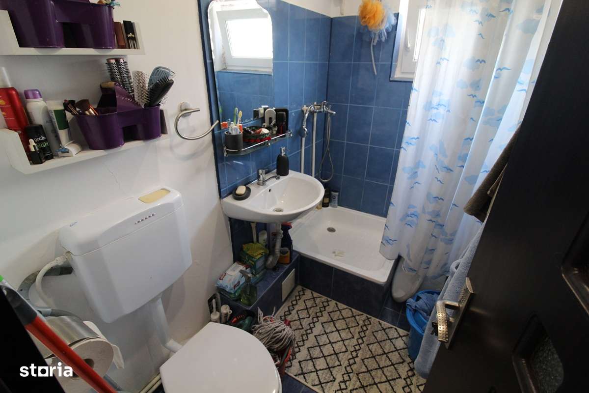 Vând apartament 2 camere în Hunedoara, zona M5-Str.Rândunicii, 40mp .. - Imagine principală: 5/9