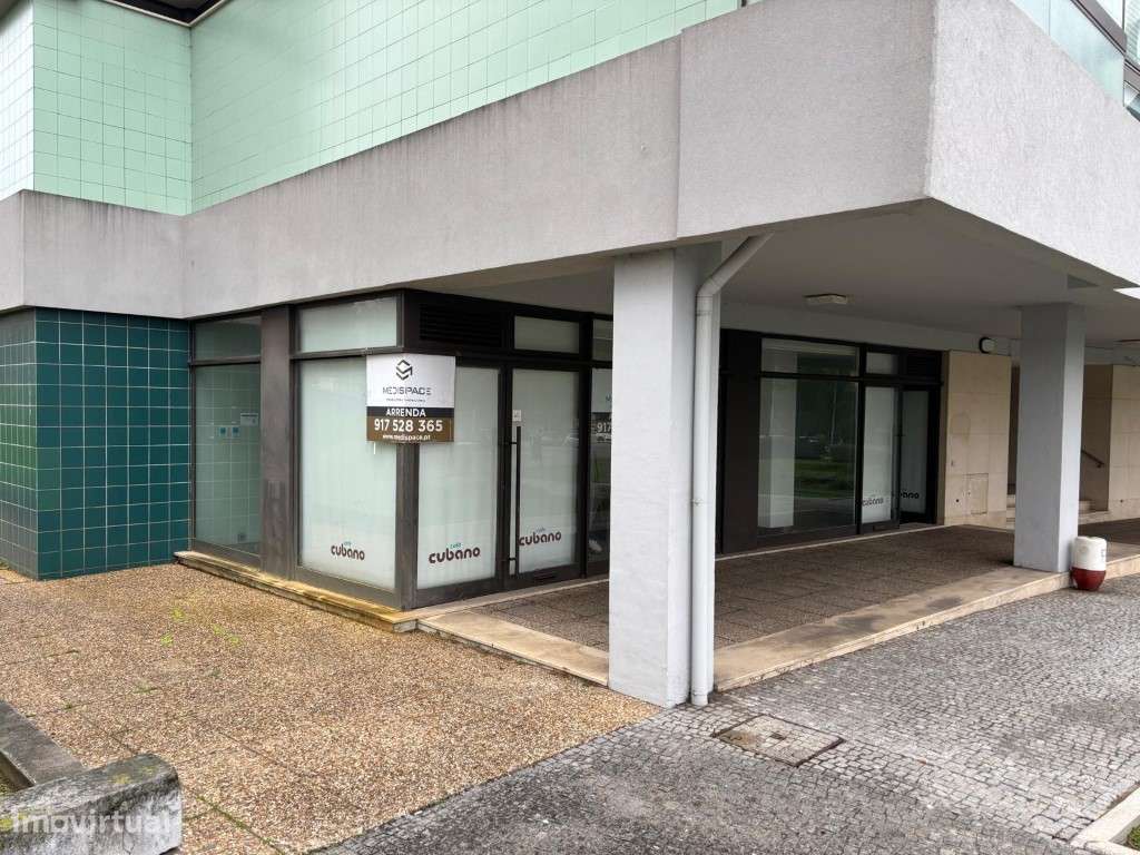 Loja licenciada para restauração - Castelo da Maia - Grande imagem: 2/14