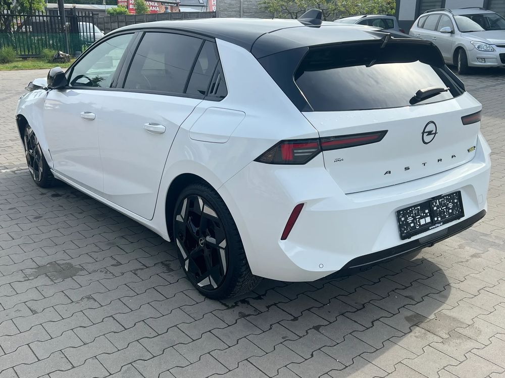 Opel Astra L GSe 2024