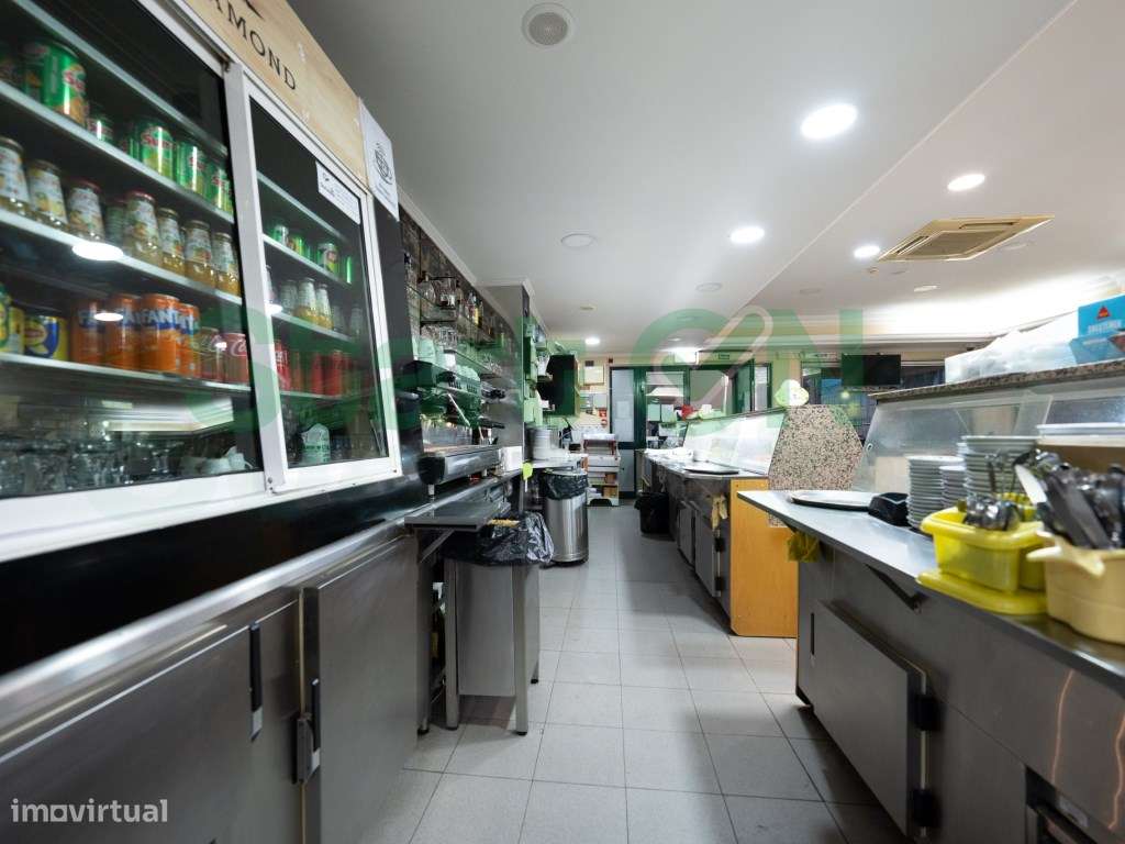 Venda de Imóvel Comercial Excelente Oportunidade de Investimento em...-13