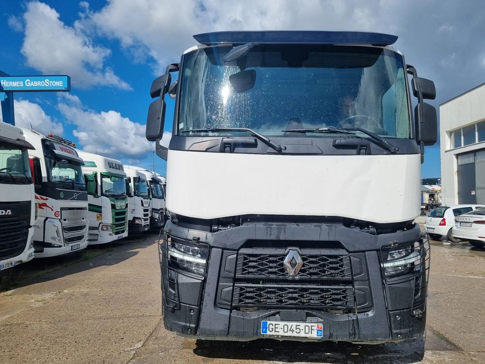 Renault T-series 2022