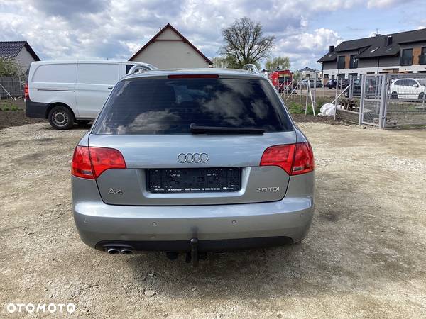 Audi A4 Avant 2.0 TDI - 4