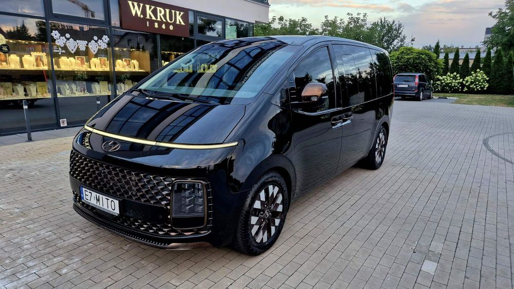 Hyundai Staria 2.2 CRDi Allrad Signature 2022