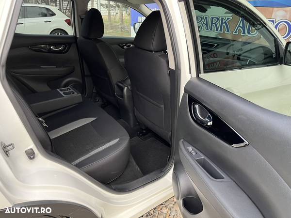 Nissan Qashqai 1.5 dCi DCT TEKNA - 21