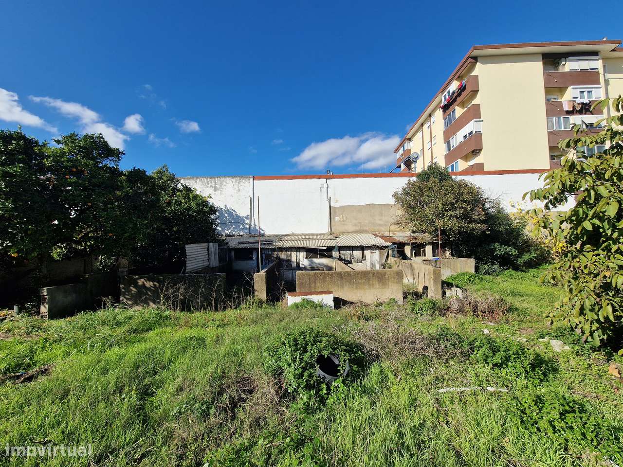 Terreno Misto com Elevado Potencial de Investimento-20