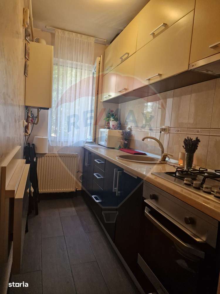 Apartament cu 2 camere de vânzare - zona linistita - Imagine principală: 4/9