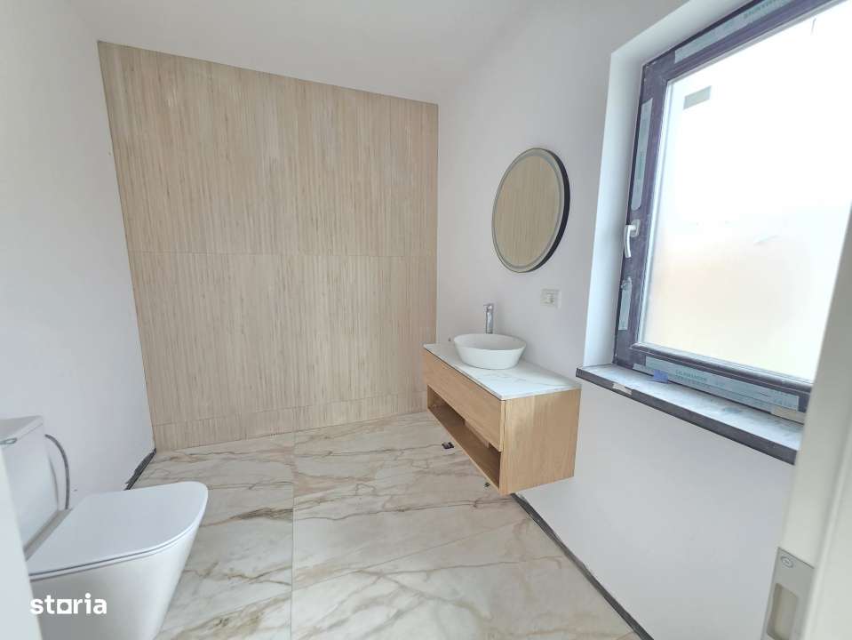 Casa individuala cu patru camere pe parter, Zarnesti-7