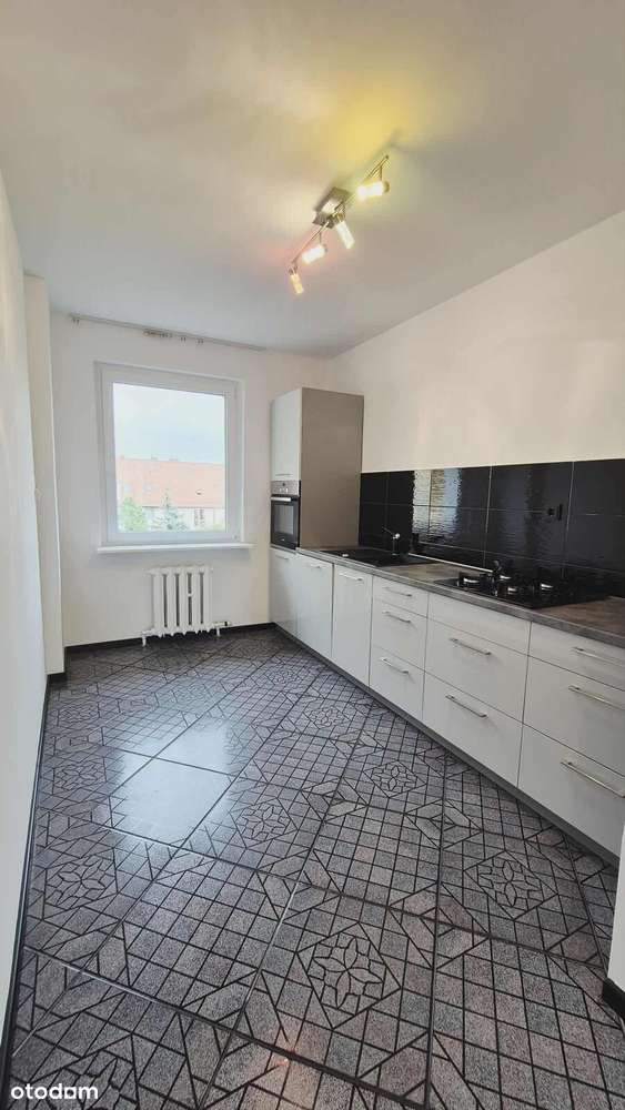 Przytulne 3 pokojowe mieszkanie z balkonem. 2 piętro!-2