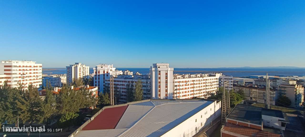 Quinta da Piedade T3 Remodelado 1ºAndar c/Parqueamento-16