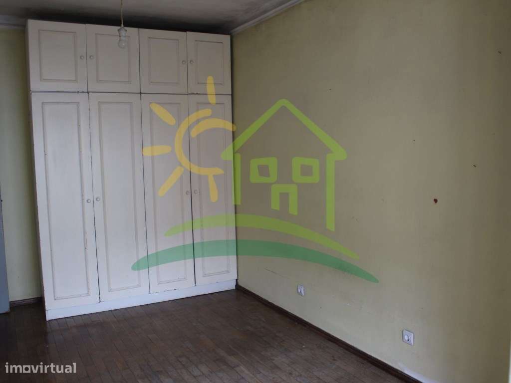 T3 Olival Basto a 10 min a pé do Metro-26