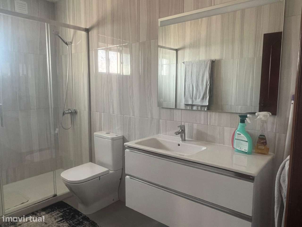 Andar Moradia t3 mobilada e equipada com garagem-7