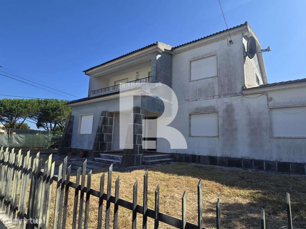 Moradia Isolada T7 em Fontanelas-46