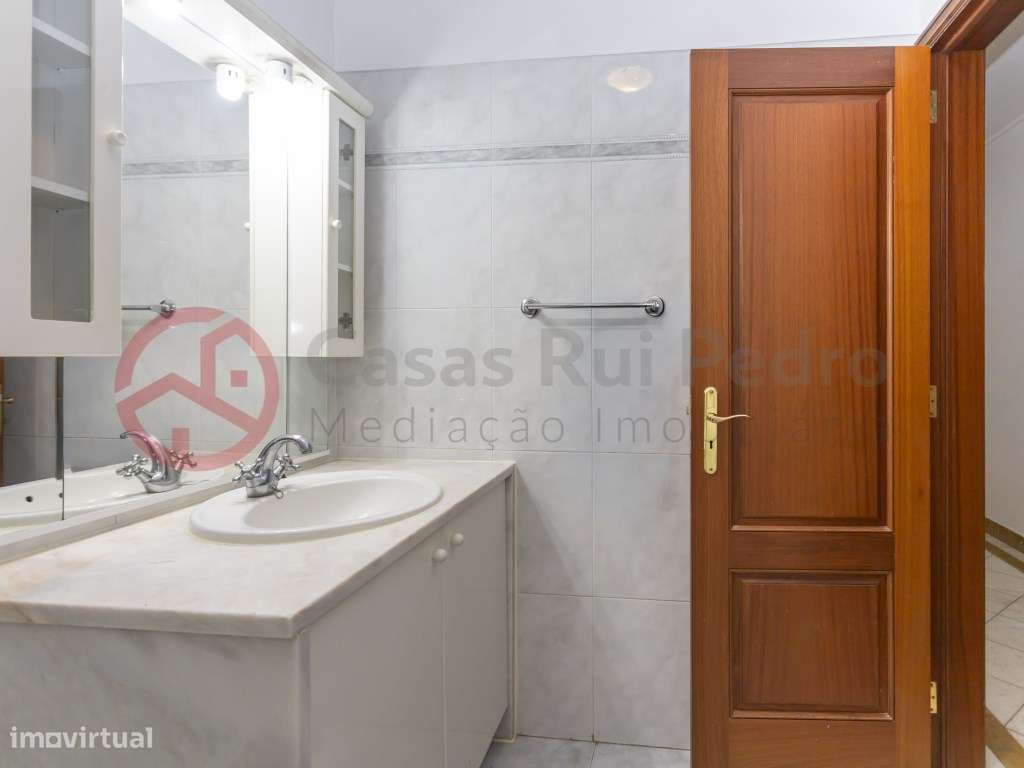 Apartamento T3 na Cova Piedade-15
