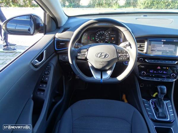 Hyundai Ioniq 1.6 GDI HEV Hybrid Tech - 8