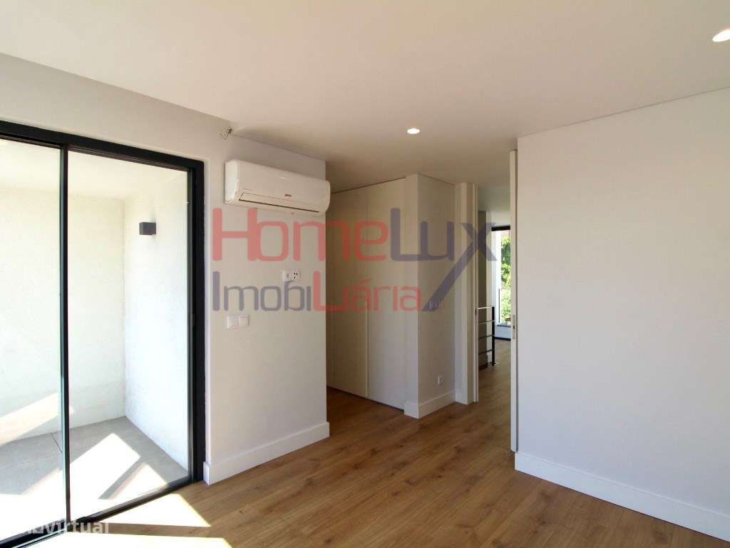 Moradia Exclusiva com Jardim na Boavista-30