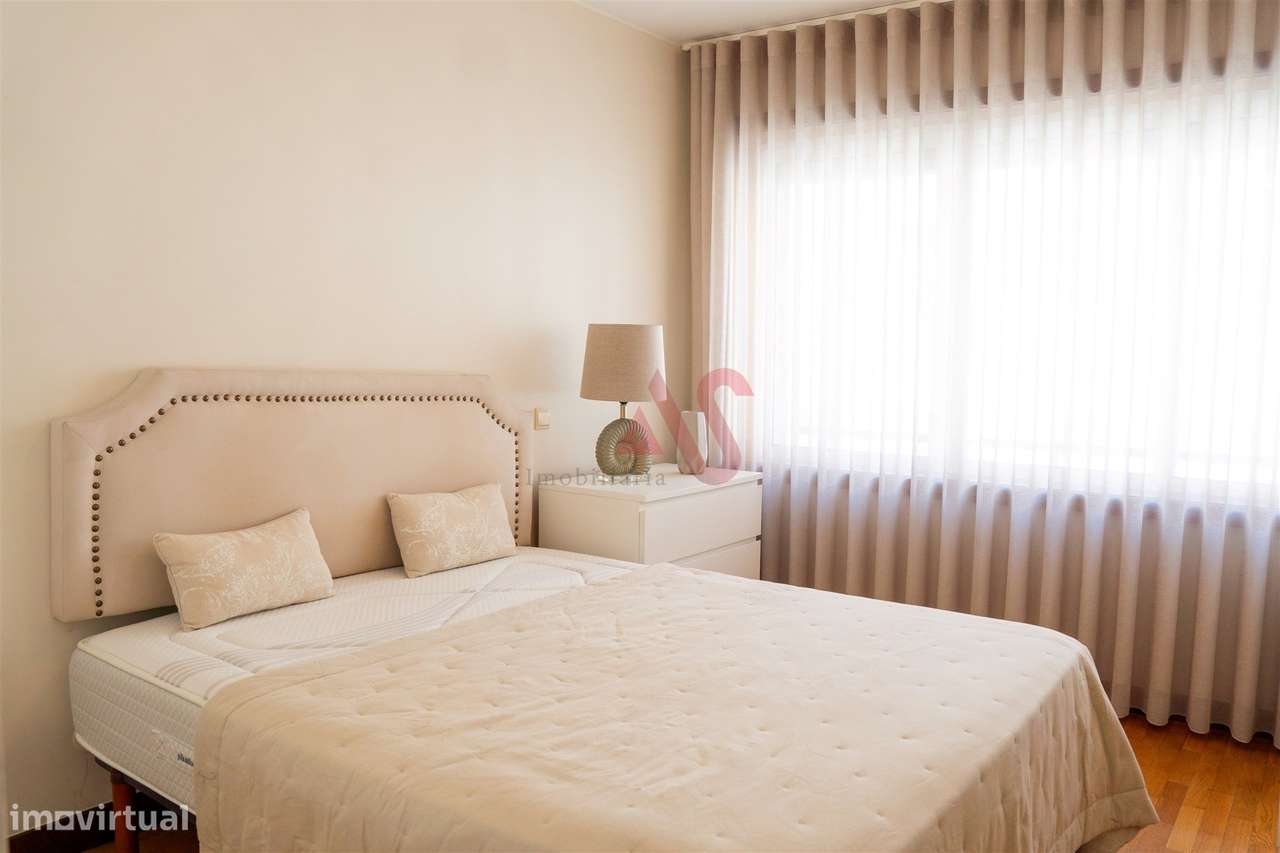 Apartamento T2+1 ao lado da casa da arquitetura em Matosinhos-14