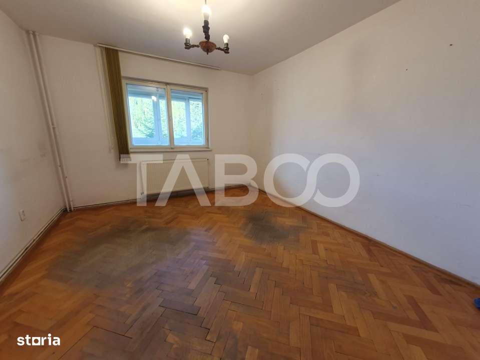 Spatiu destinat pentru afacerea ta in zona Centrala 70  mp - Imagine principală: 3/11