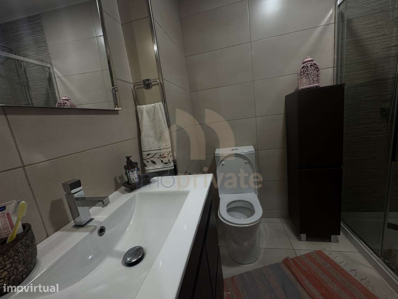 T3 Renovado com Excelente Localização em Rio Tinto-6