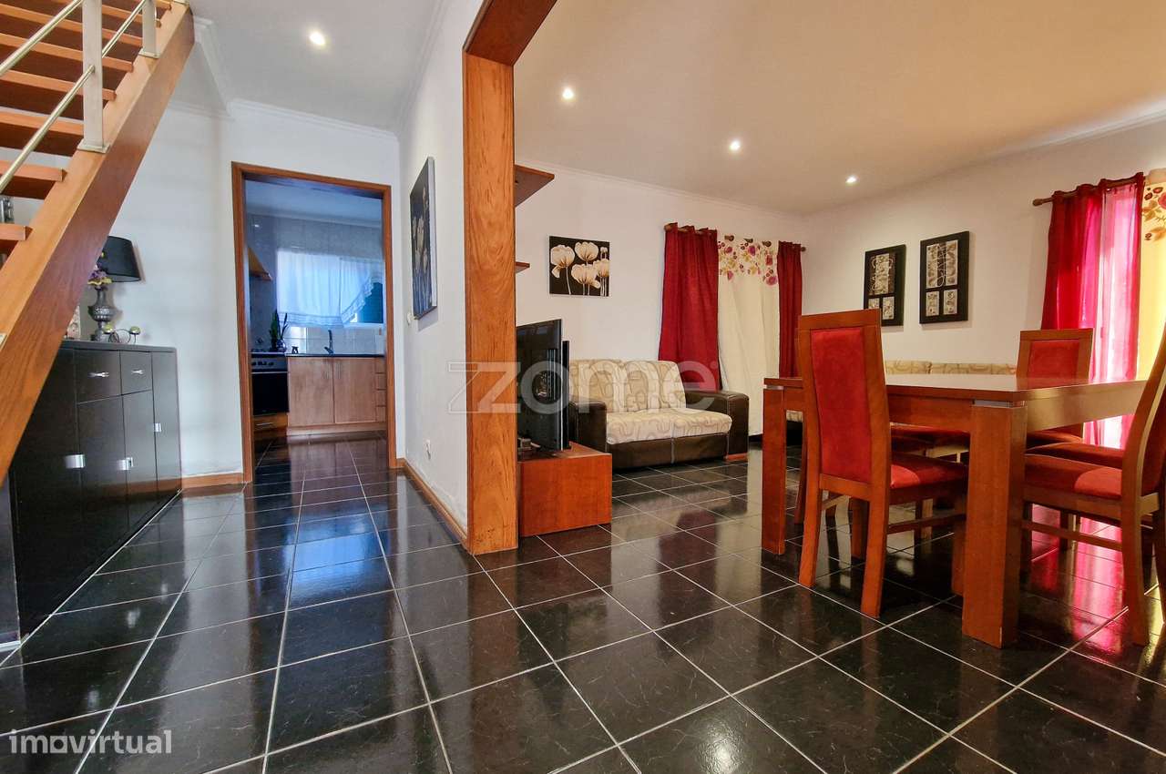 Moradia T3 com Entrada Lateral e Quintal – Relva, Ponta Delgada - Grande imagem: 4/20