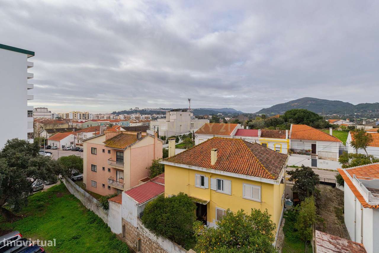 Apartamento T2 Novo e Vista Premium para a Serra | Setúbal-18