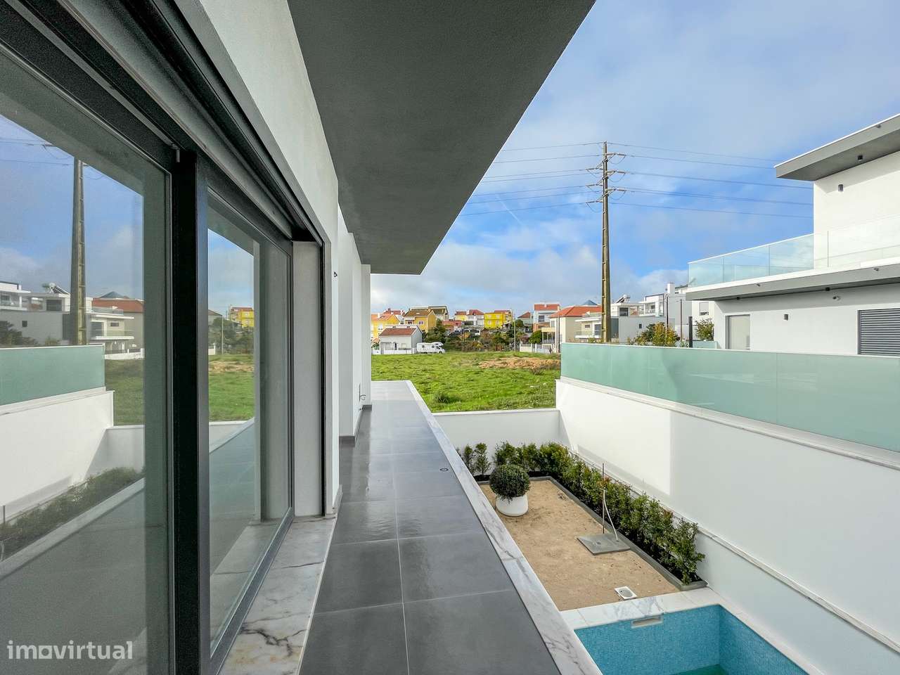 Moradia T4 com Piscina - Santa Iria de Azoia (Bairro da Salvação)-26