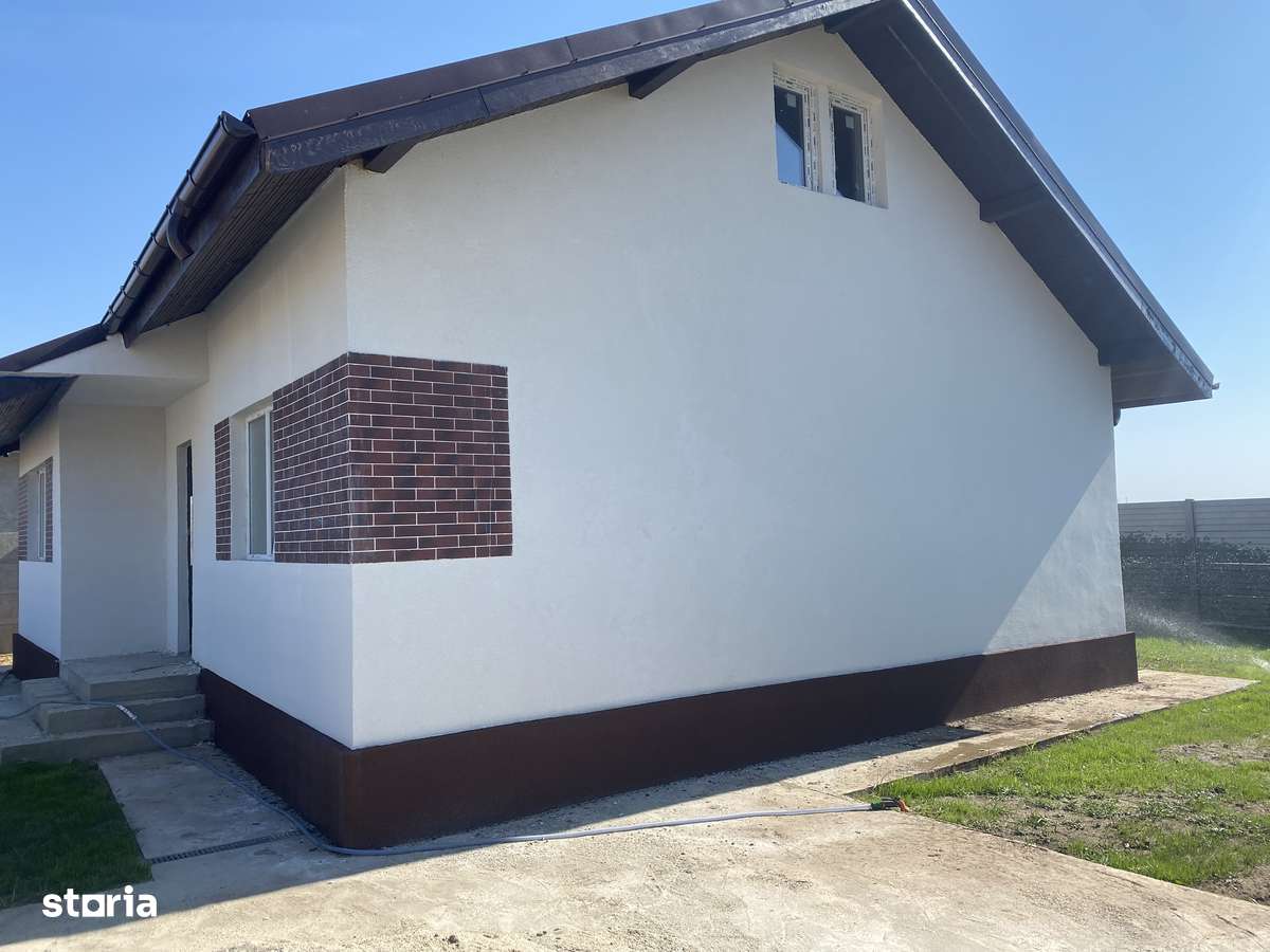 Vand casa cu personalitate - Imagine principală: 5/11